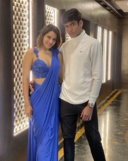 riya kishanchandani with brother mohit kishanchandani