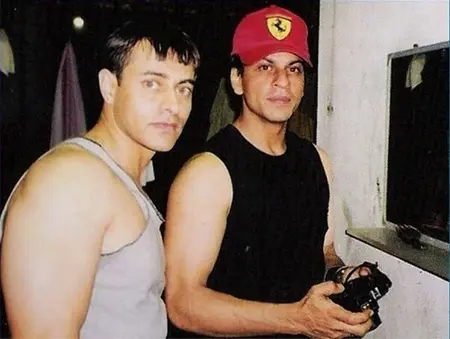 shahrukh khan with brother-in-law vikrant chhibber