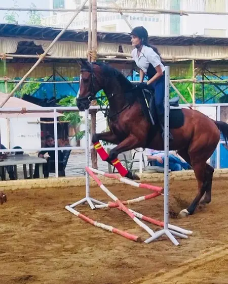 sushrii shreya mishraa doing horse riding