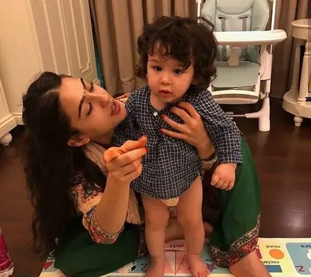 taimur ali khan with sister sara ali khan