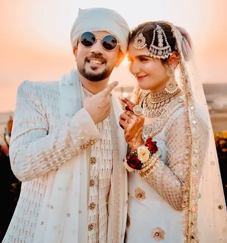 wedding picture of riya kishanchandani and mudassar khan