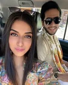 utkarsh kohli with girlfriend nenaz dastoor