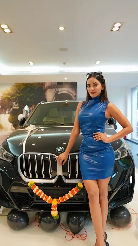 annsh shekhawat with her bmw