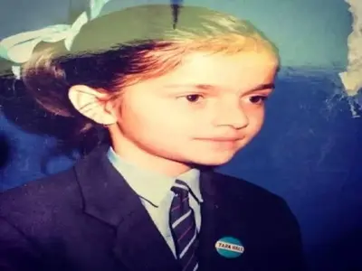 childhood picture of rubina dilaik