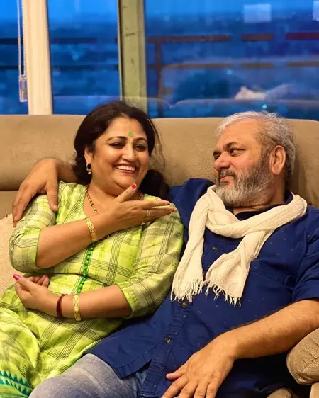 mukesh gautam with wife anjali gautam