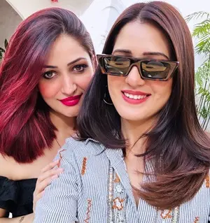 surilie gautam with her best friend isha rikhi