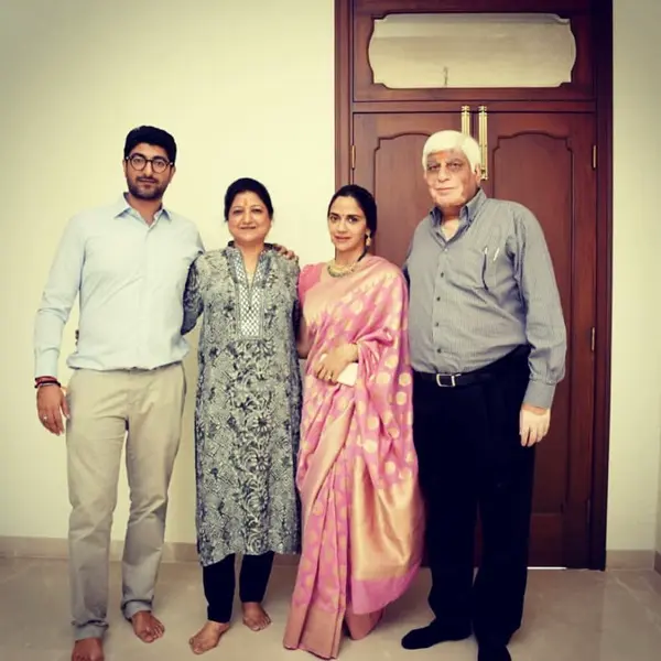 vaibhav vohra with his family