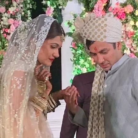 wedding picture of anjali merchant and aman majithia