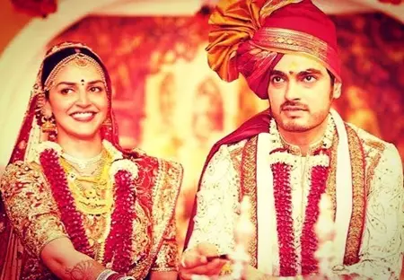 wedding picture of esha deol and bharat takhtani