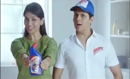 alka verma with vishal malhotra in harpic ad