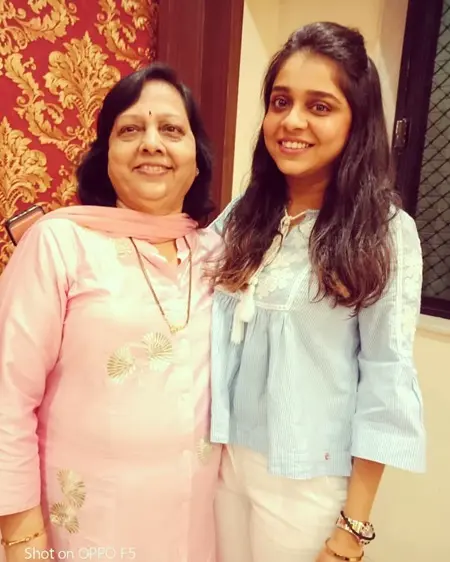 shraddha kharpude with mother nutan kharpude