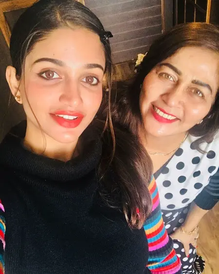 anaika soti with mother bina soti