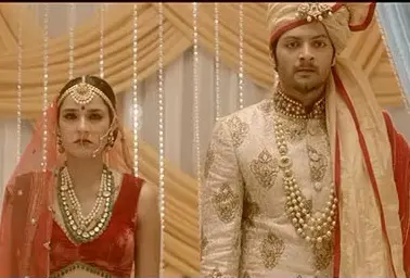 angira dhar and ali fazal in bang baaja baraat