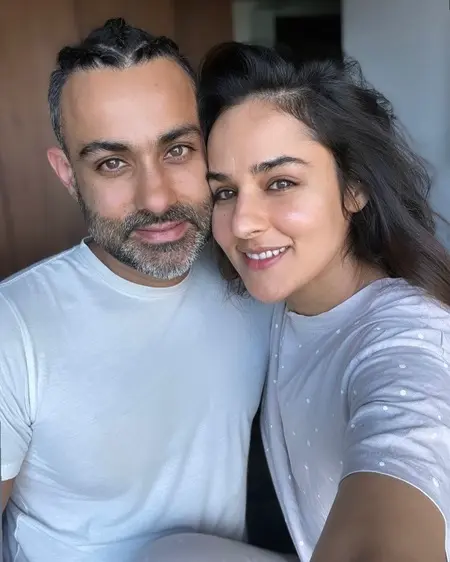 angira dhar with her brother ishan dhar
