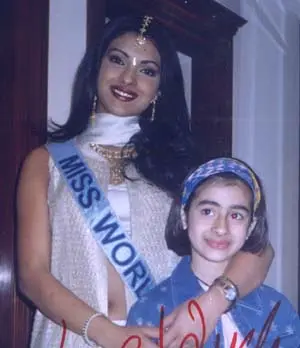 childhood picture of cristy chopra with priyanka chopra