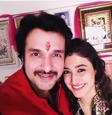 ragini khanna with cousin vinay anand