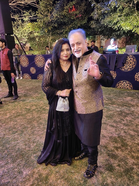 rajesh chopra with wife ranju chopra
