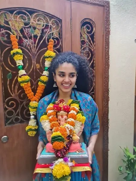 shinnova with lord ganesha